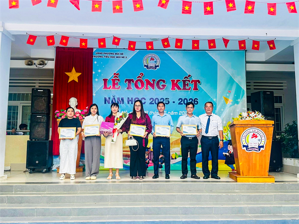 Hình ảnh tại trường11